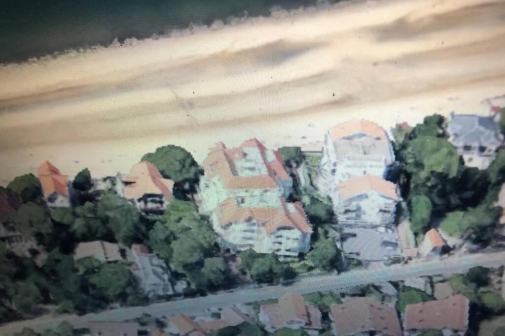 Appart Sur La Plage Pied Dans L Eau Avec Terrasse Jardin Vue Sur Le Bassin Depuis La Terrasse , Parking Arcachon Esterno foto