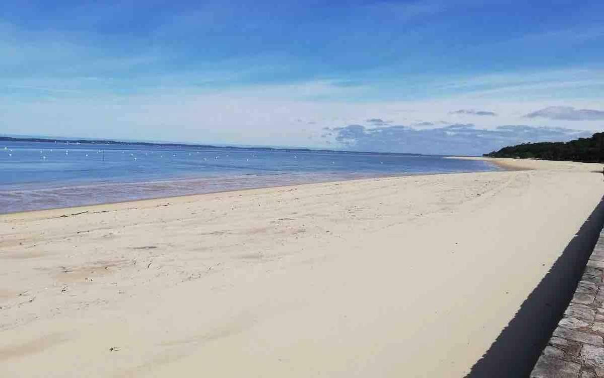 Appart Sur La Plage Pied Dans L Eau Avec Terrasse Jardin Vue Sur Le Bassin Depuis La Terrasse , Parking Arcachon Esterno foto
